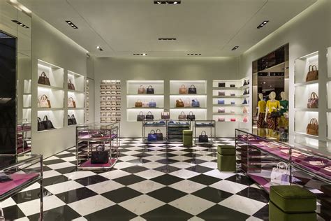 prada panama sohomall panama city photos
